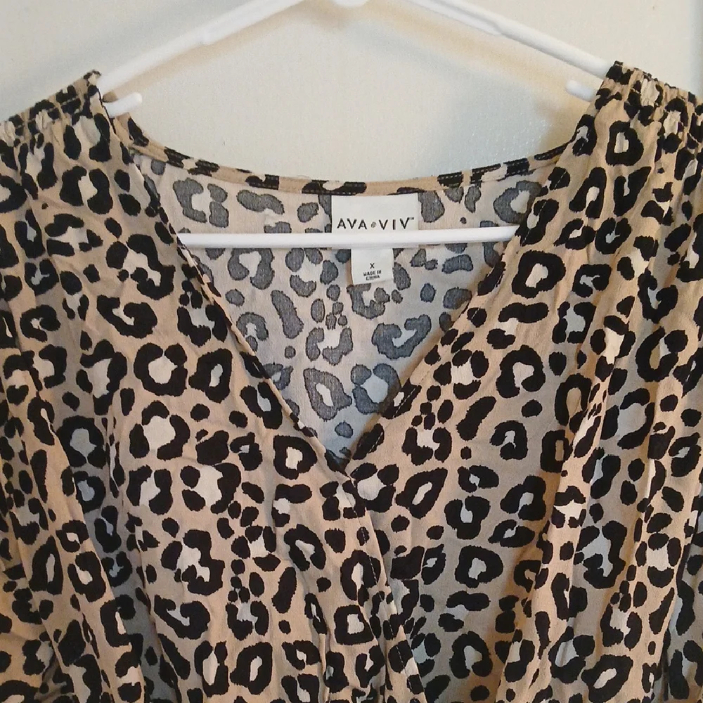 Ava & Viv  Leopard Print Blouse - Wrap Design - Picture 6 of 11